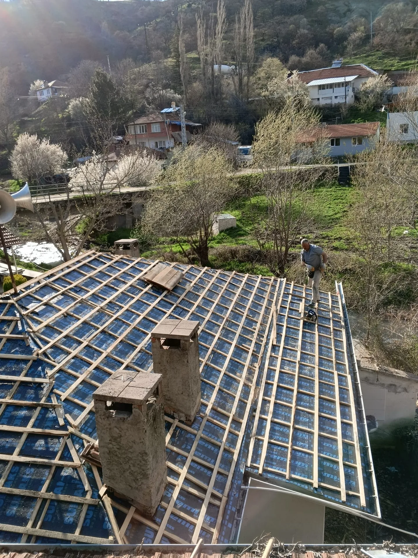 Yapınıza uygun çözümlerle yanınızdayız.